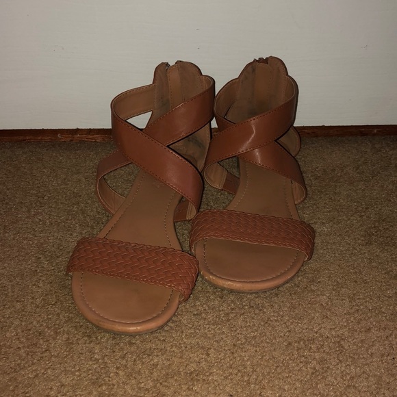 Chaussures à Plateforme à Lanières Charlotte Russe Taille 7 - Très Mignonnes Et Stylées - Occasion